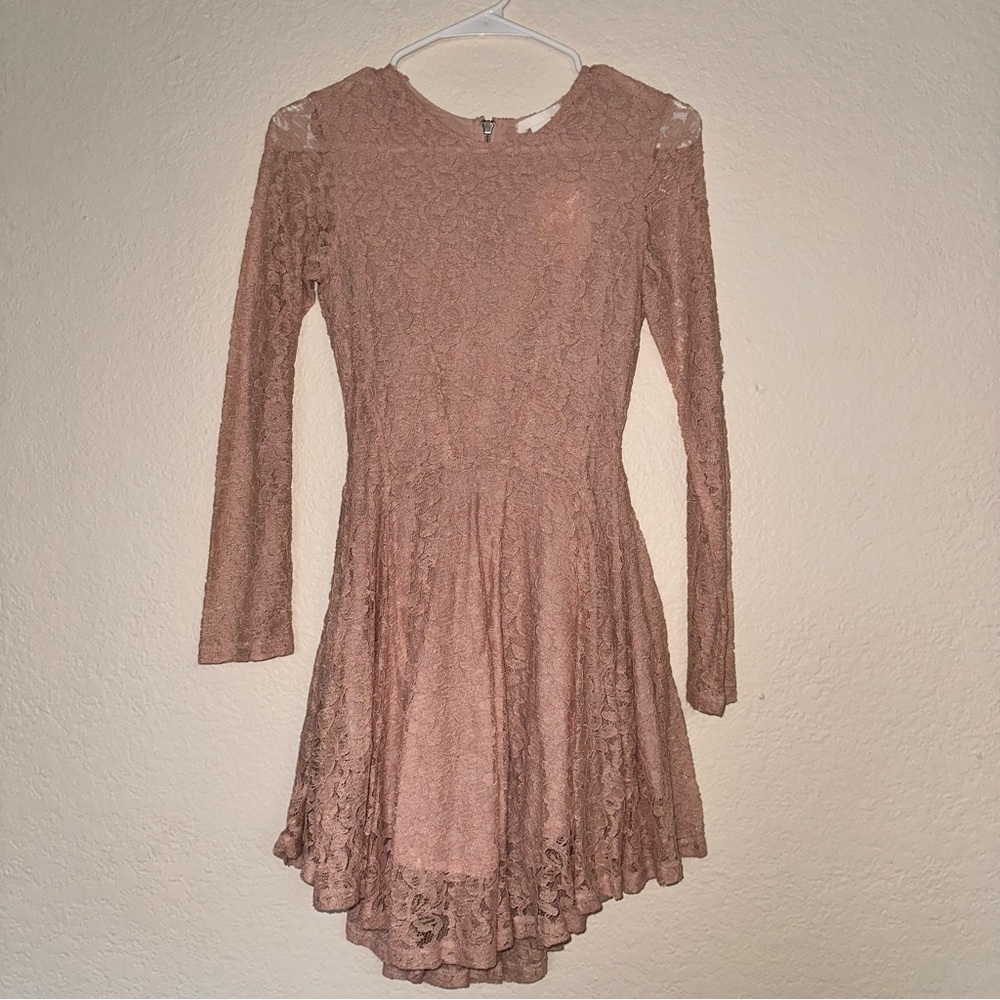 H&M Long Sleeve Lace Rounded Hem Skater Dress NWT Size 2